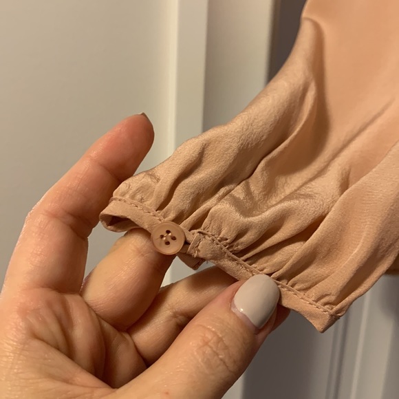 Heartloom blouse. Pink with shoulder details. Studs. - Picture 2 of 5